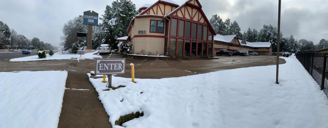 Stratford Inn Tyler Exterior photo